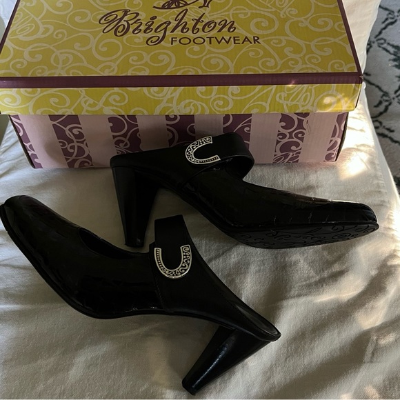 Brighton Black Heels like new condition. Size 7N - Picture 3 of 5